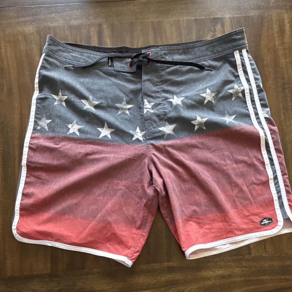 O'Neill Men's Board Shorts Size 38 Gray Red White Stars USA Drawstring Pocket